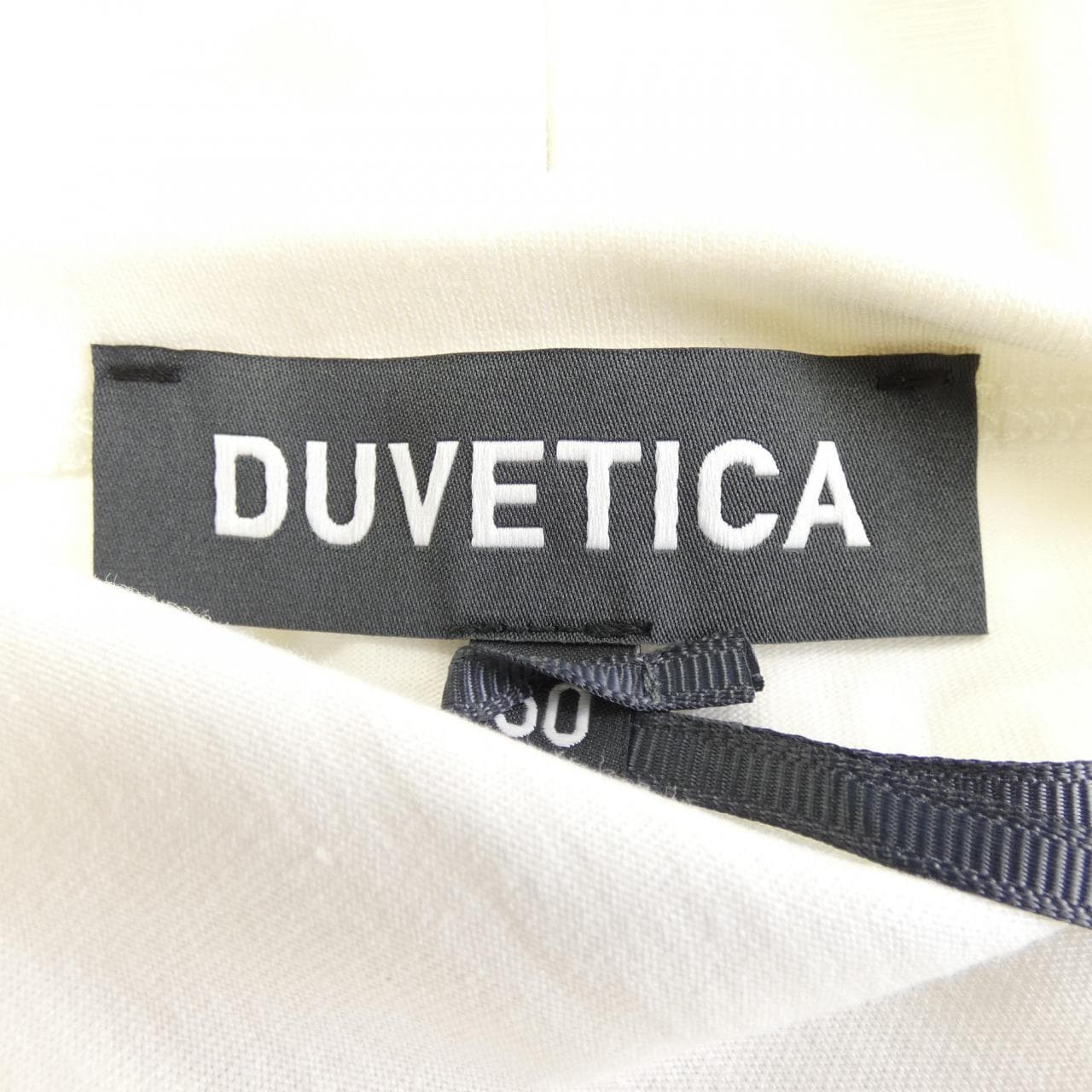 デュベティカ DUVETICA VXRT30131 Tシャツ