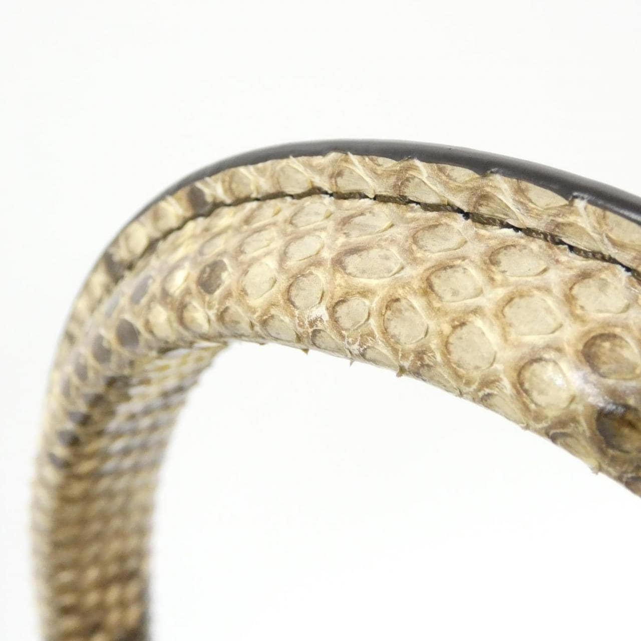 LOUIS VUITTON Exotic Leather Capucines MM N92802 Bag