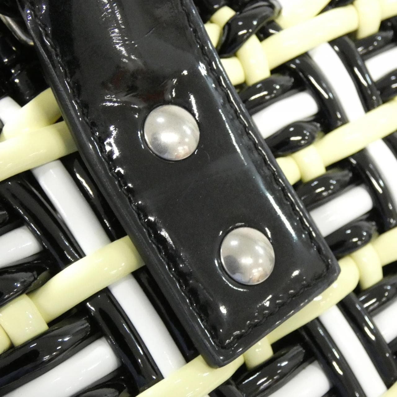 バレンシアガ ビストロ XS 671342 210DC バッグ