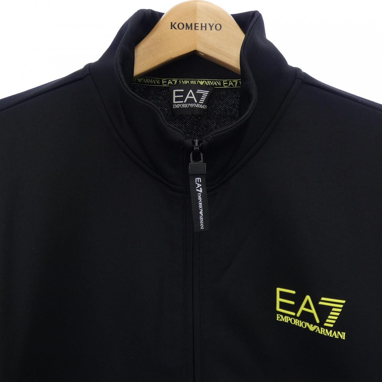 エアセッテ EA7 ジャケット