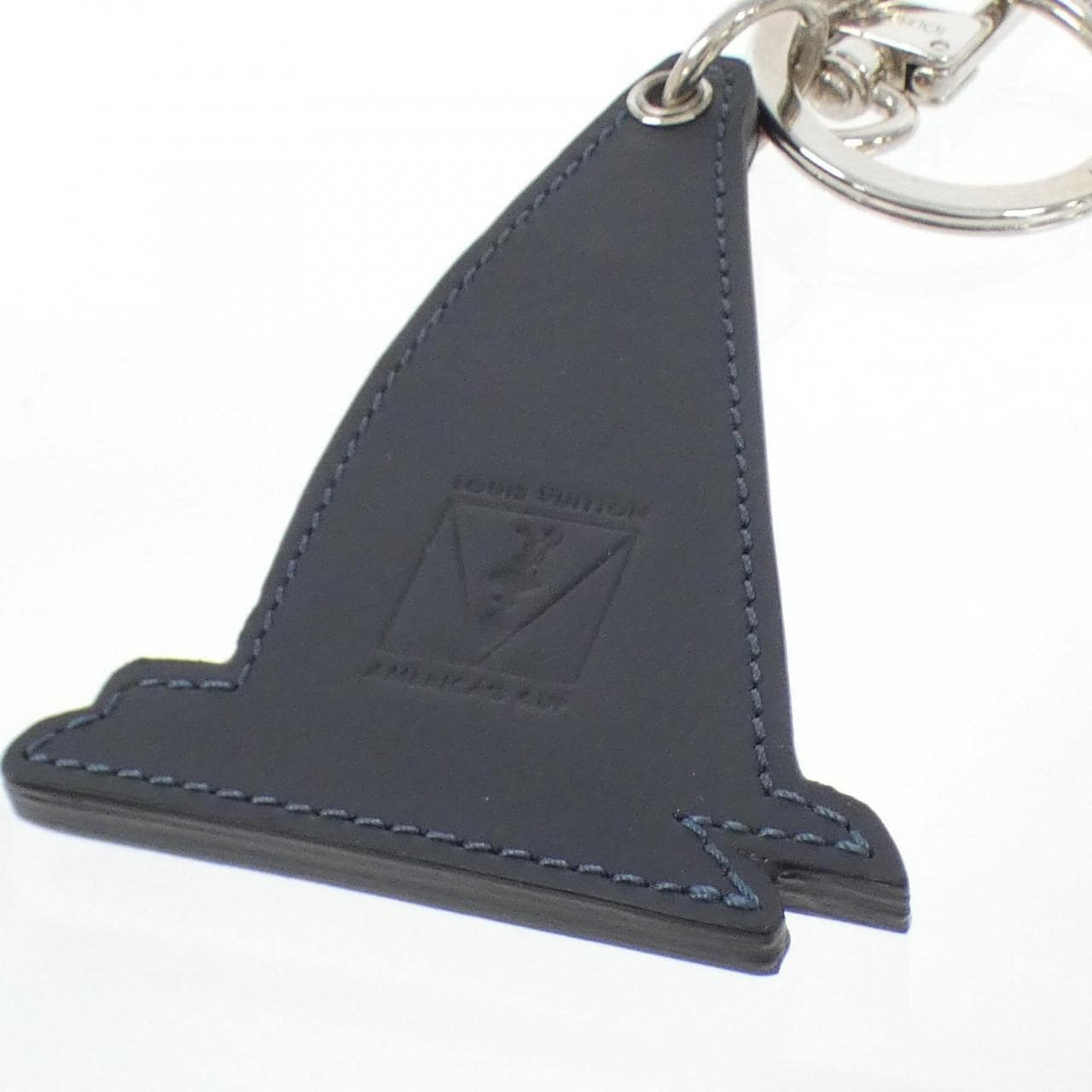 LOUIS VUITTON Waterline Keychain Boat M62346 Qeelin