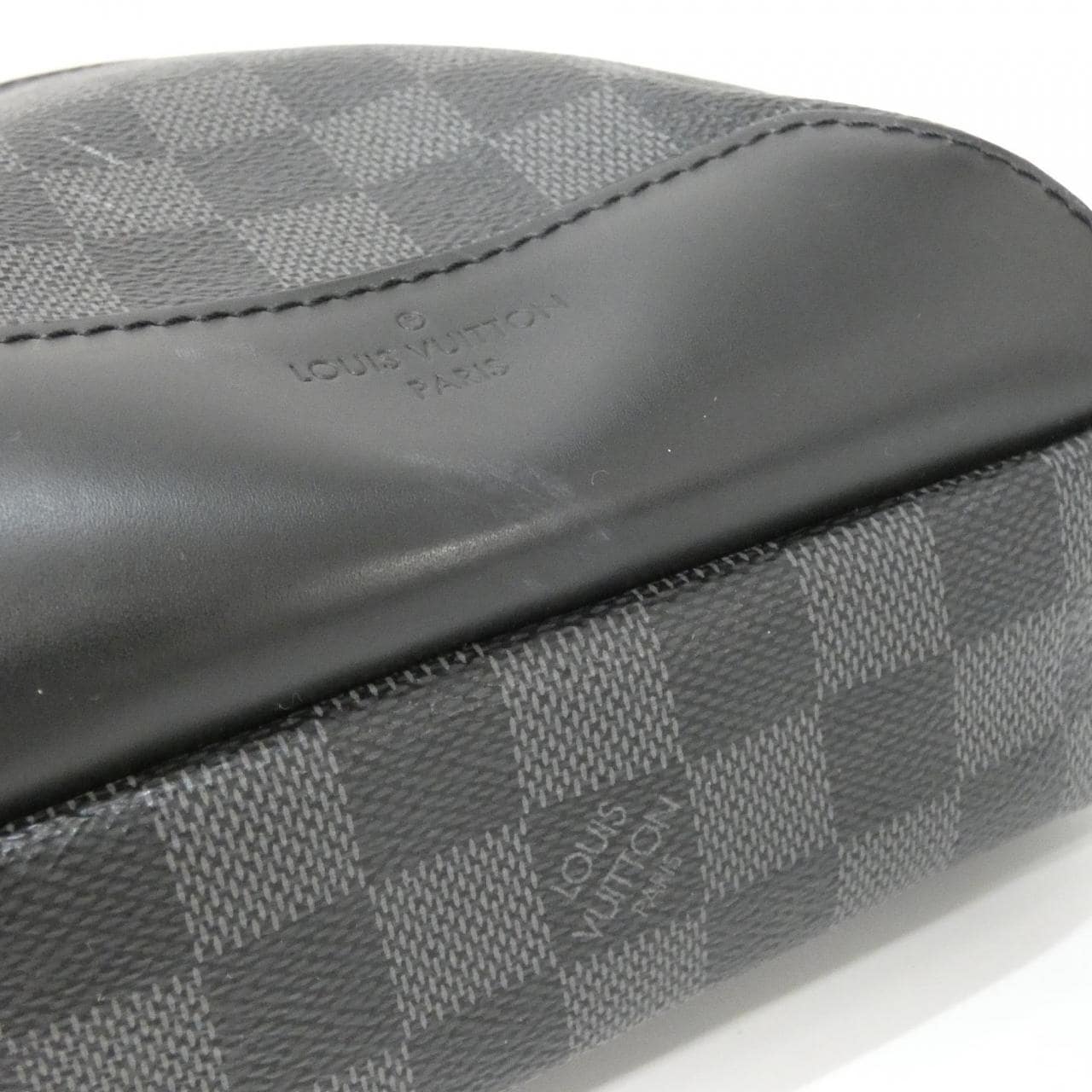 ルイヴィトン ダミエ グラフィット アヴェニュー スリングバッグ N41719 ショルダーバッグ