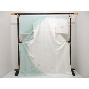 【未使用品】訪問着　ボカシ染　刺繍入り