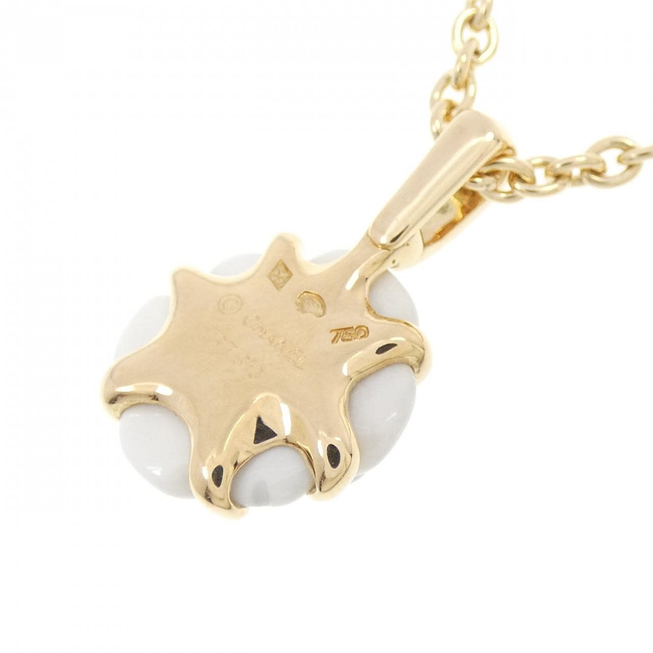 CHANEL camellia necklace