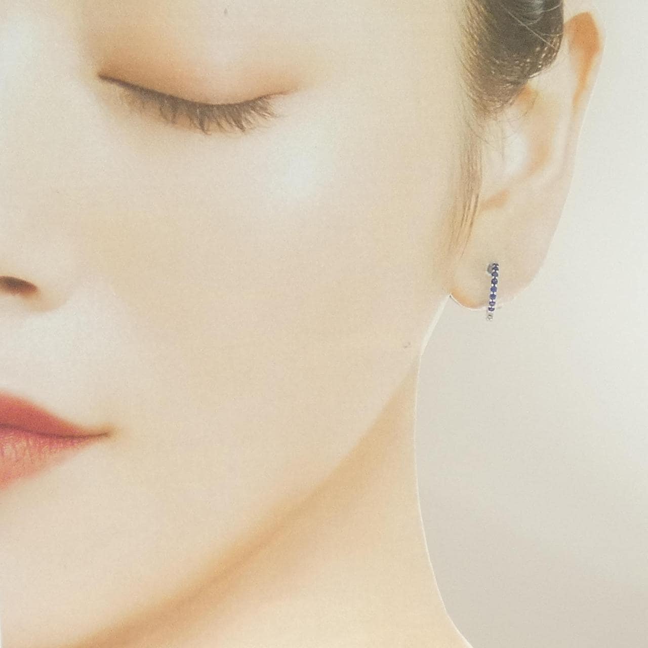 【新品】K18WG サファイヤ フープ ピアス