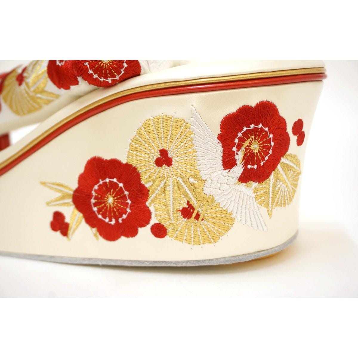 【新品】女草履　松竹梅・鶴　Ｆサイズ