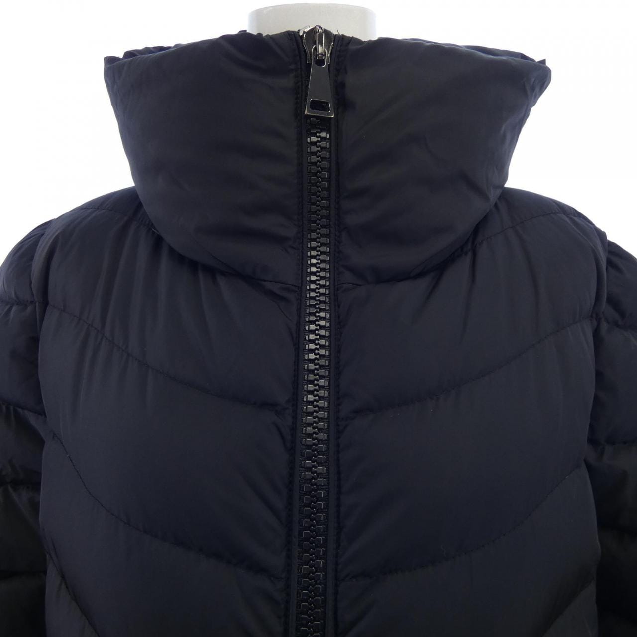 モンクレール MONCLER ダウンコート