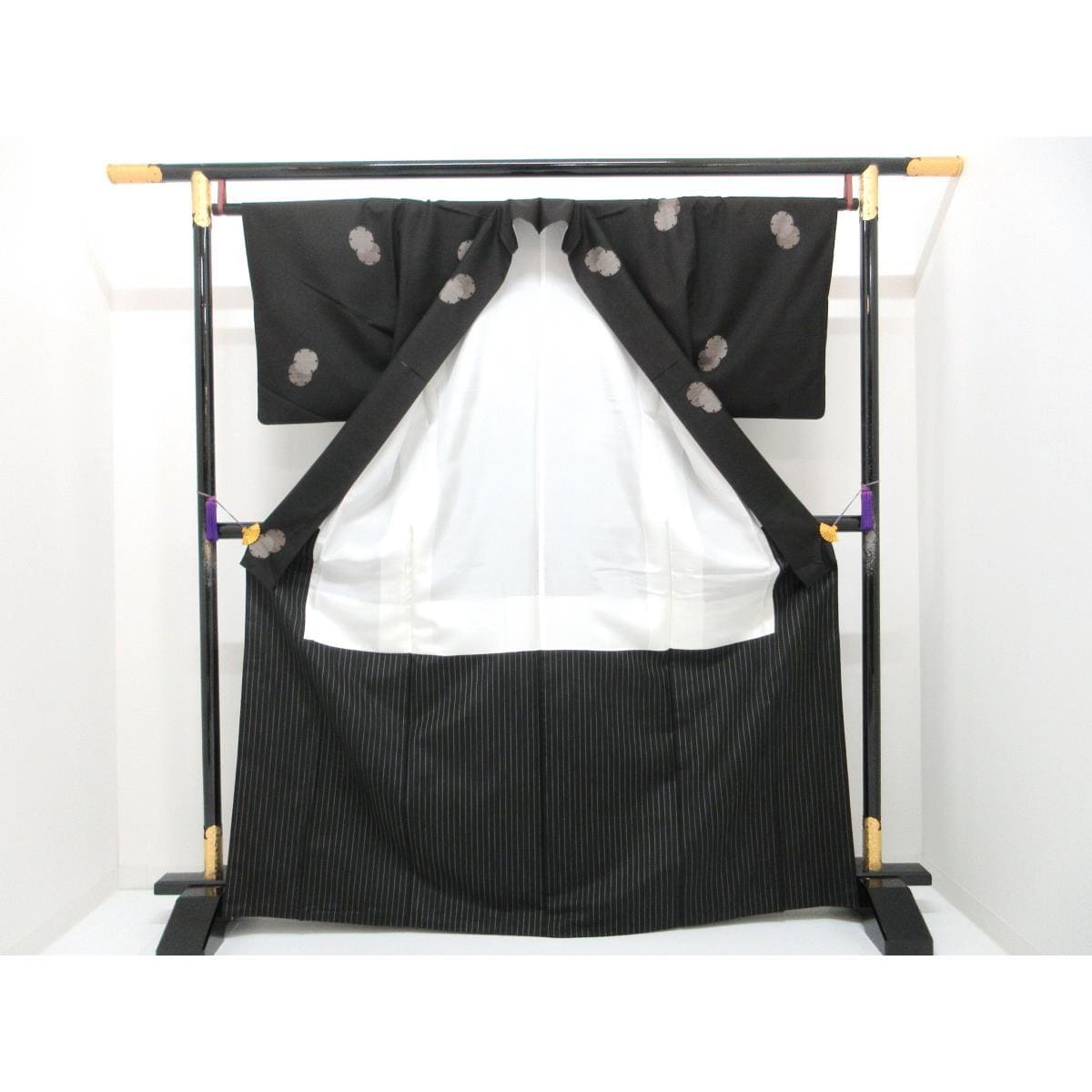 紬　九マルキ　証紙付【本場奄美大島紬】