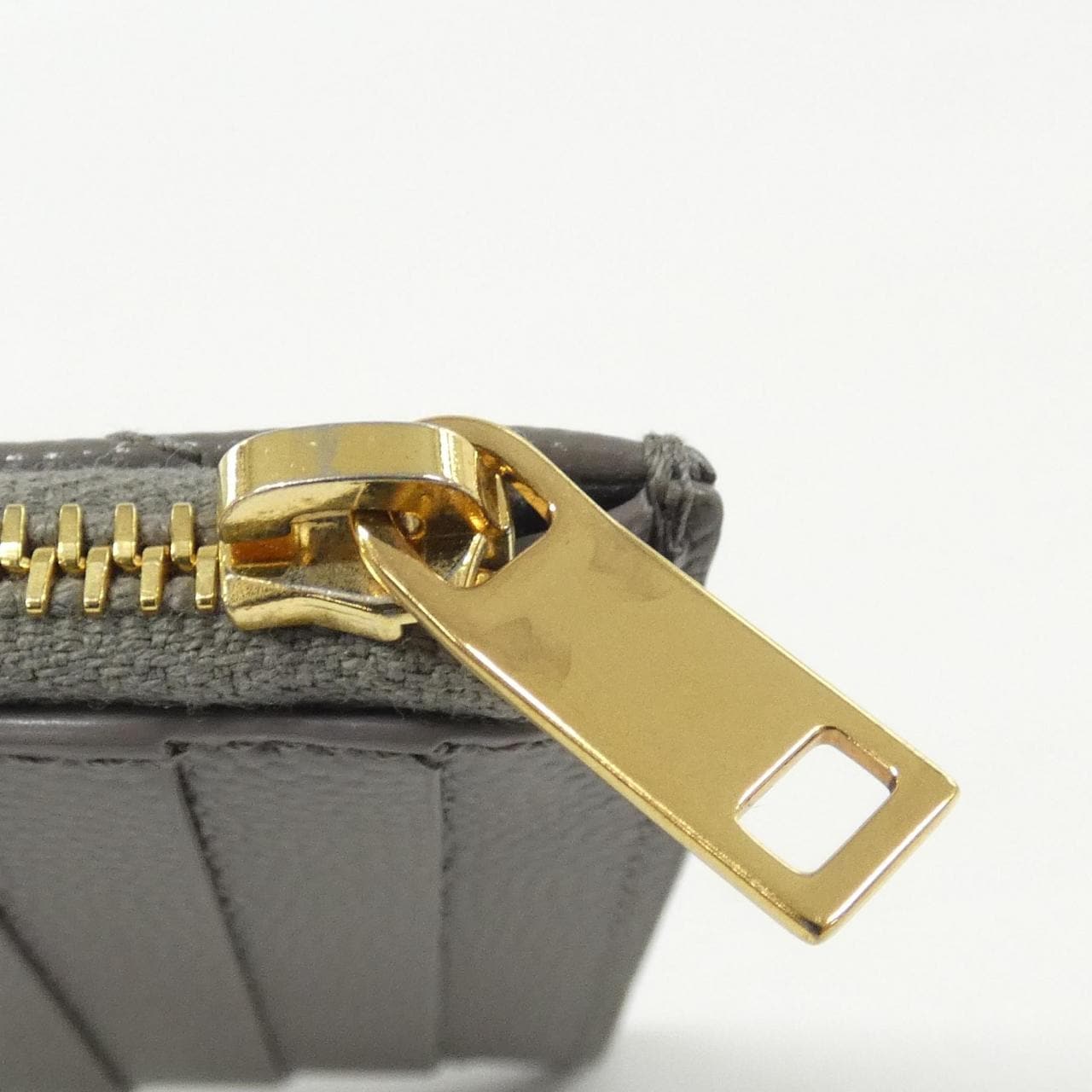 サンローラン 607915 BOW01 コインケース