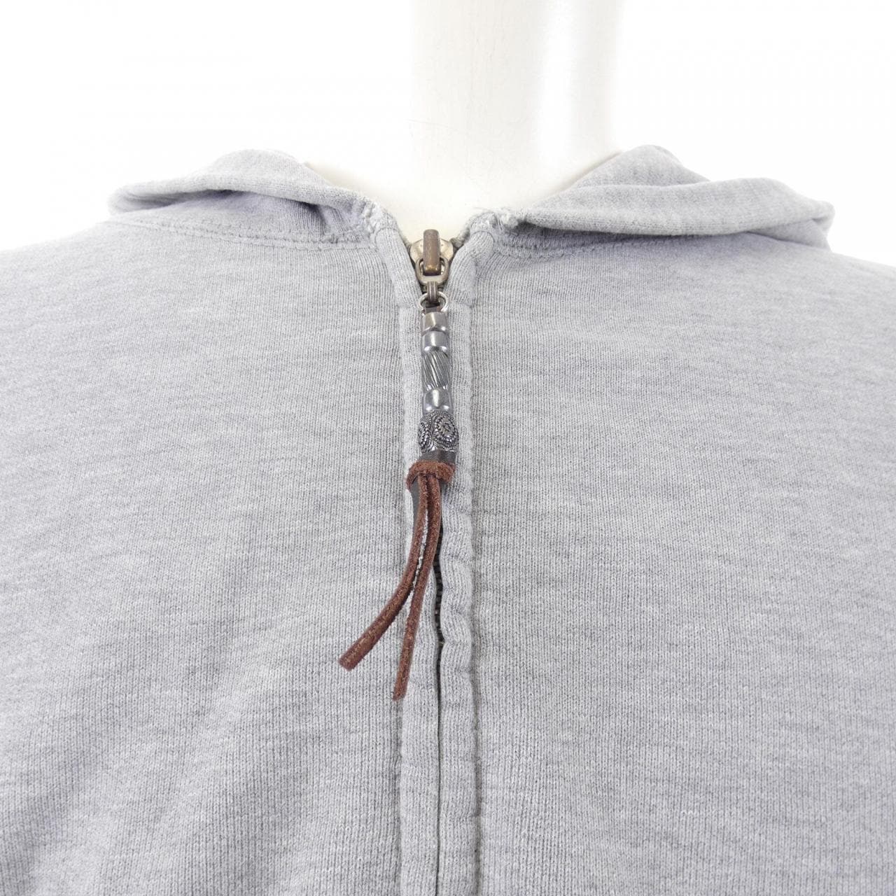 レミレリーフ REMI RELIEF パーカー