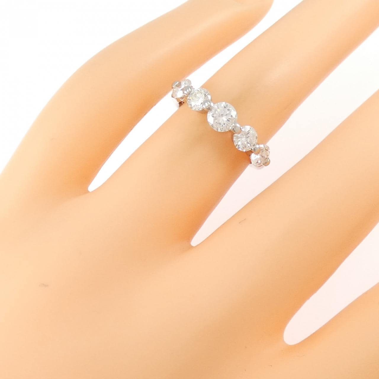 PT900 ダイヤモンド リング 1.05CT