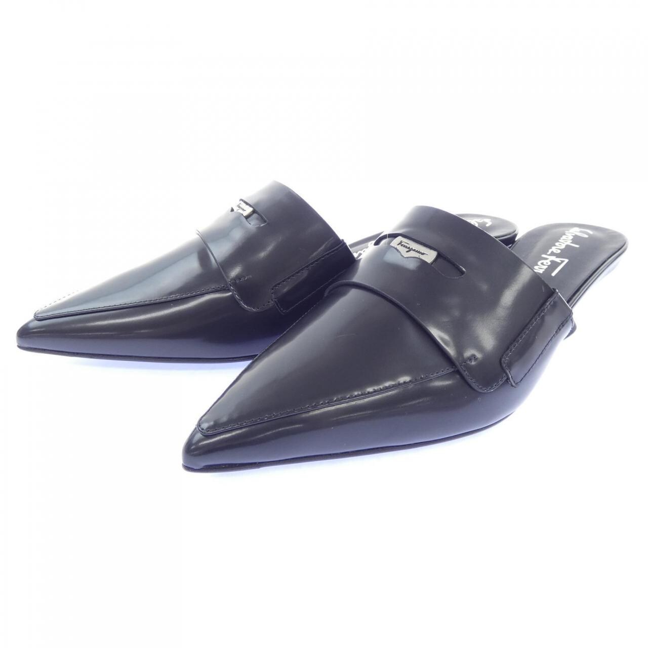 サルヴァトーレフェラガモ SALVATORE FERRAGAMO サンダル