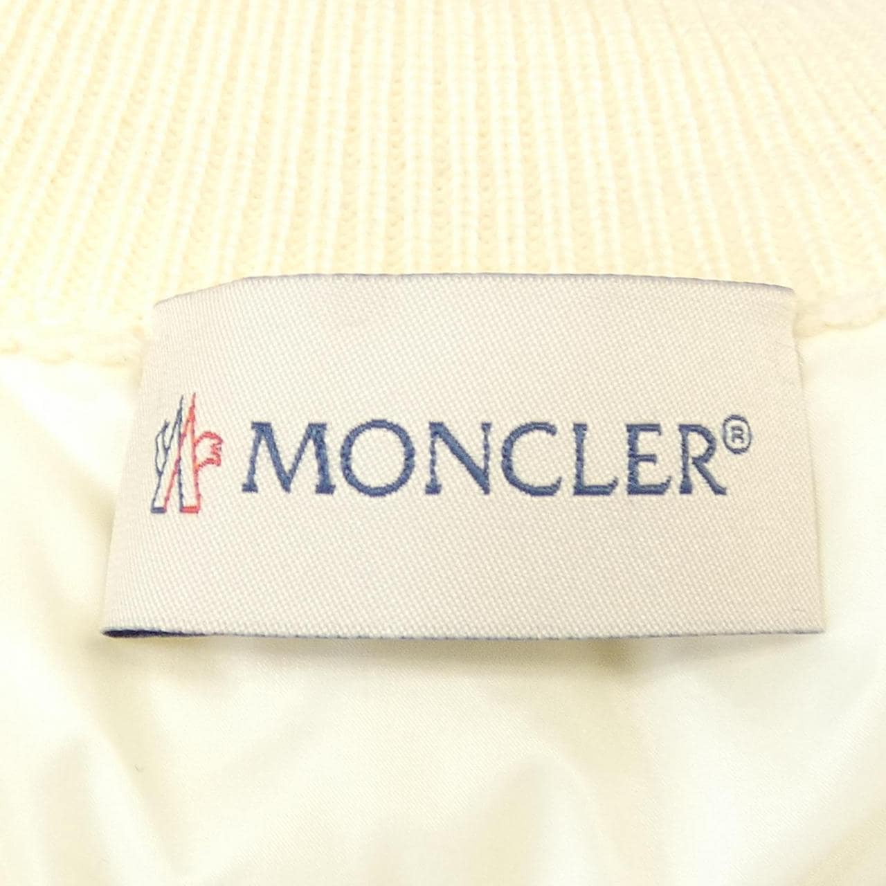 モンクレール MONCLER 10939B00018 ダウンジャケット