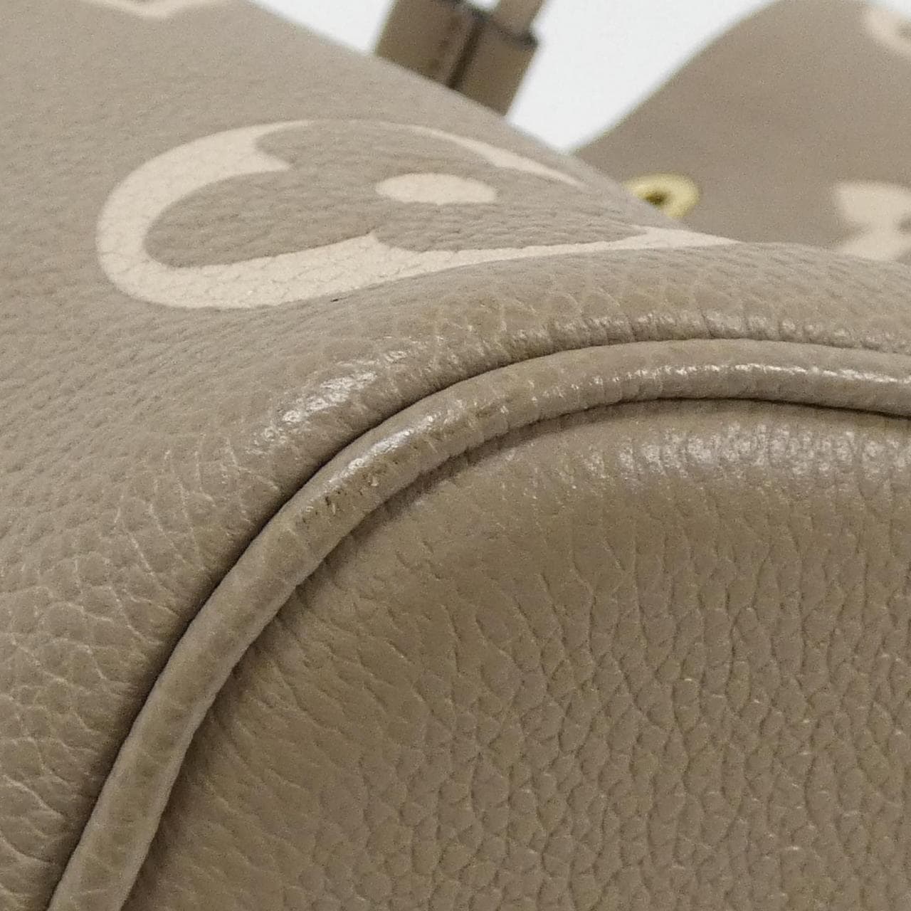 ルイヴィトン バイカラー モノグラム アンプラント ネオ ノエ MM M45555 ショルダーバッグ