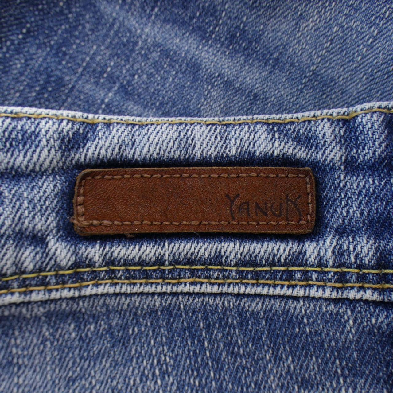 ヤヌーク YANUK ジーンズ
