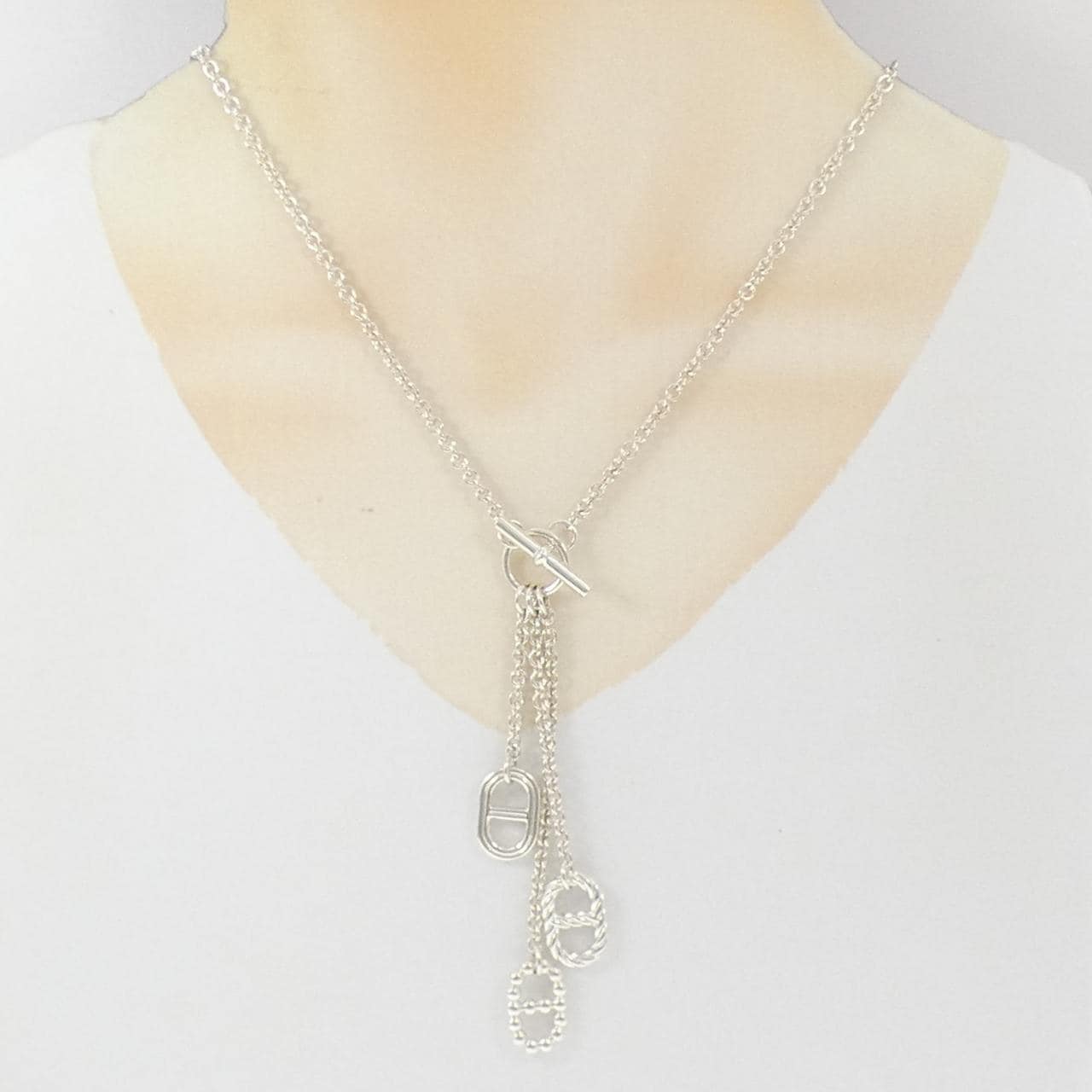 エルメス シェーヌ ダンクル パラード スモール ネックレス