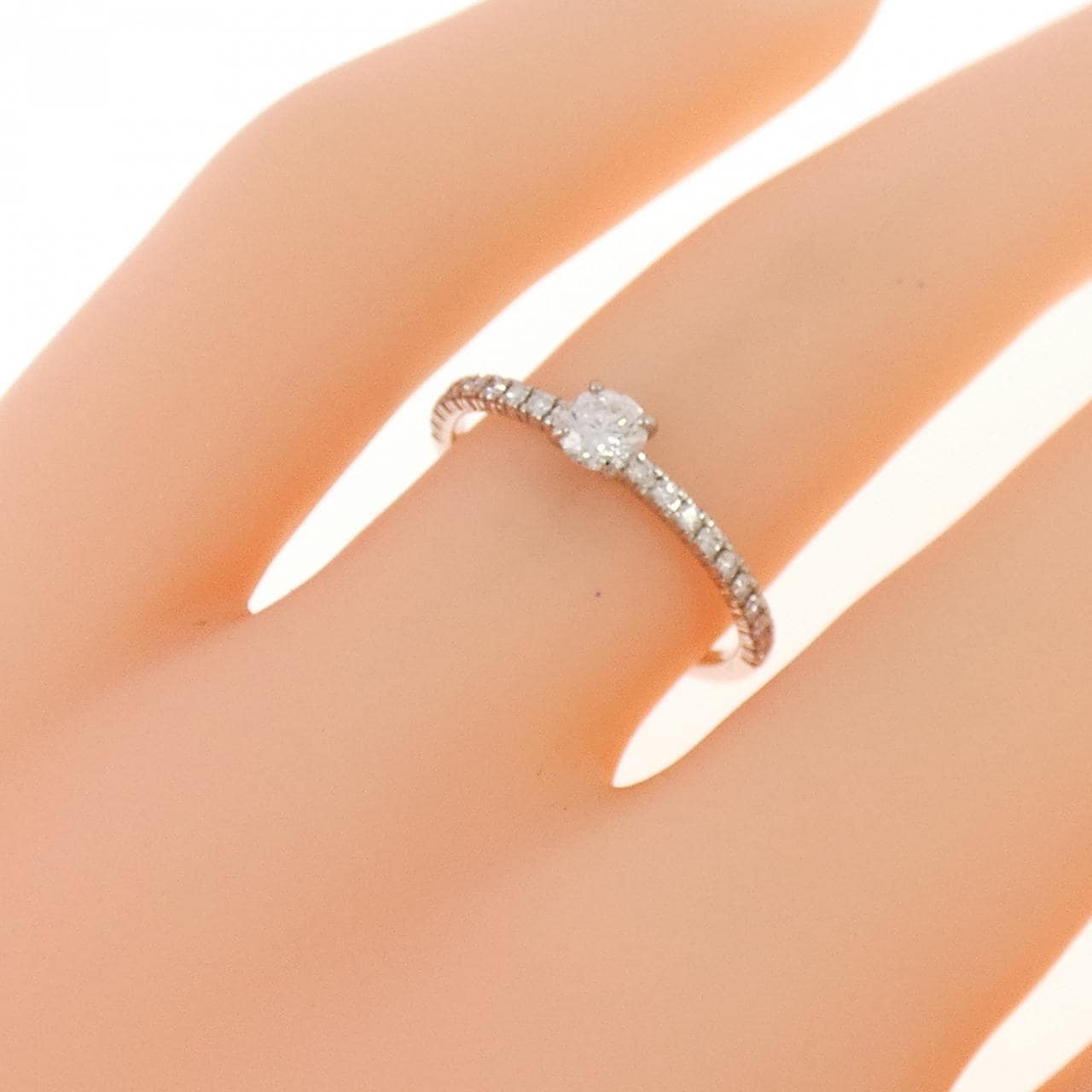 カルティエ エタンセル リング 0.18CT