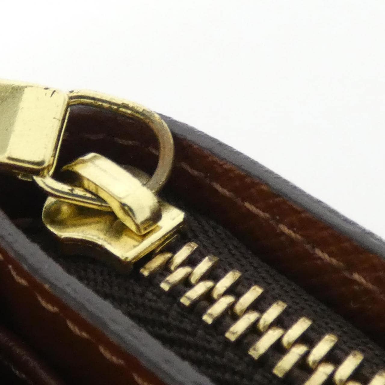 ルイヴィトン モノグラム コンパクト ジップ M61667 財布