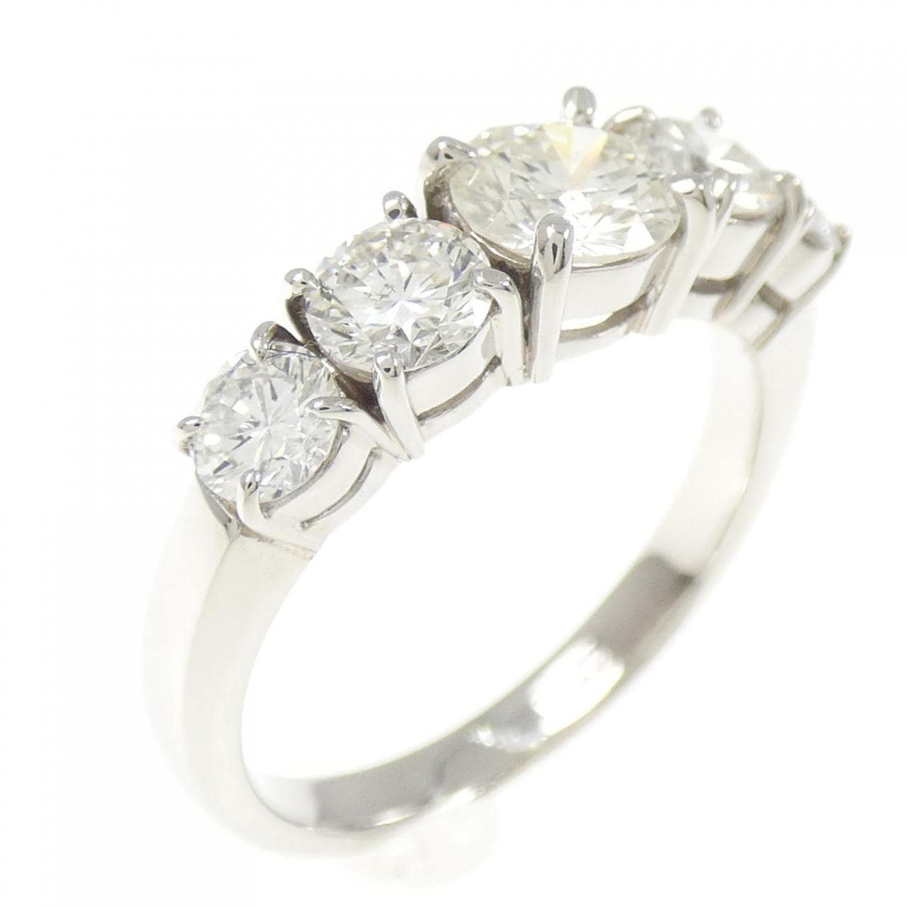 PT900 ダイヤモンド リング 1.37CT