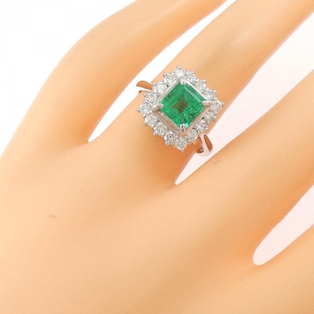 PT900 エメラルド リング 1.42CT