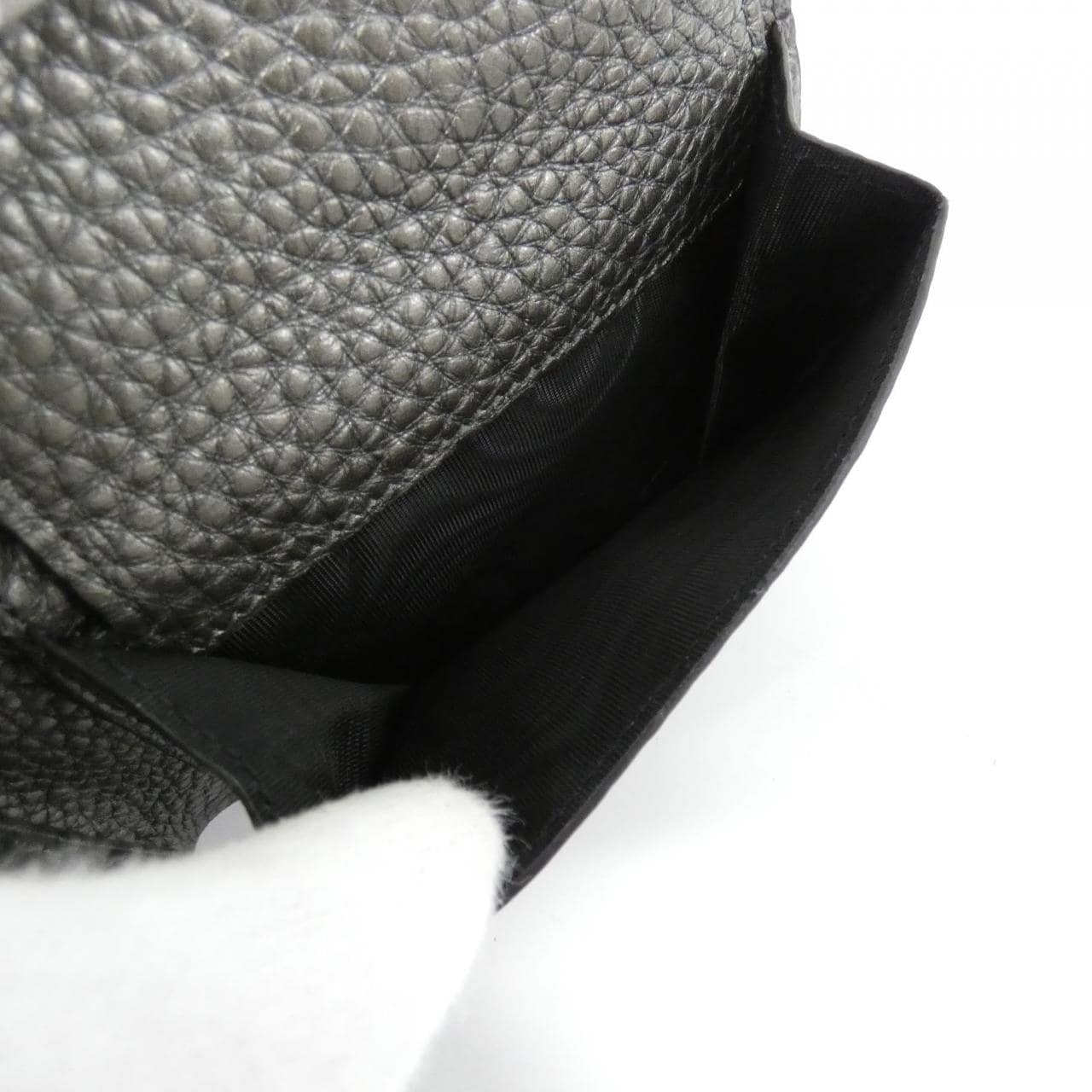 フェンディ 7M0001 AJJ1 財布