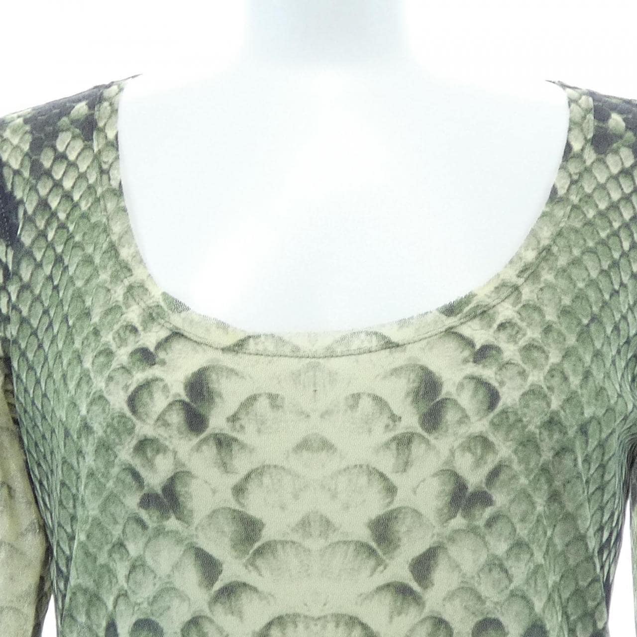イッセイミヤケ ISSEY MIYAKE IM91 JK028 トップス