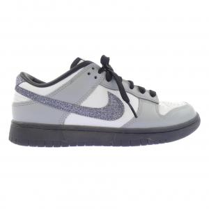 ナイキ NIKE HQ3462-191 スニーカー