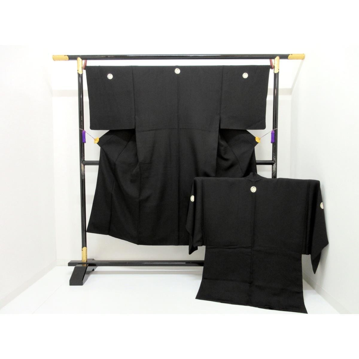 男物　黒羽二重　丸に揚羽蝶　きもの・羽織　２点セット