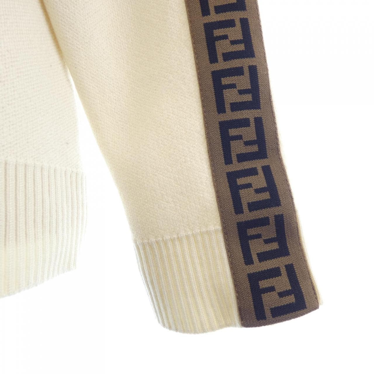 フェンディ FENDI FAE532 A8K2 ブルゾン