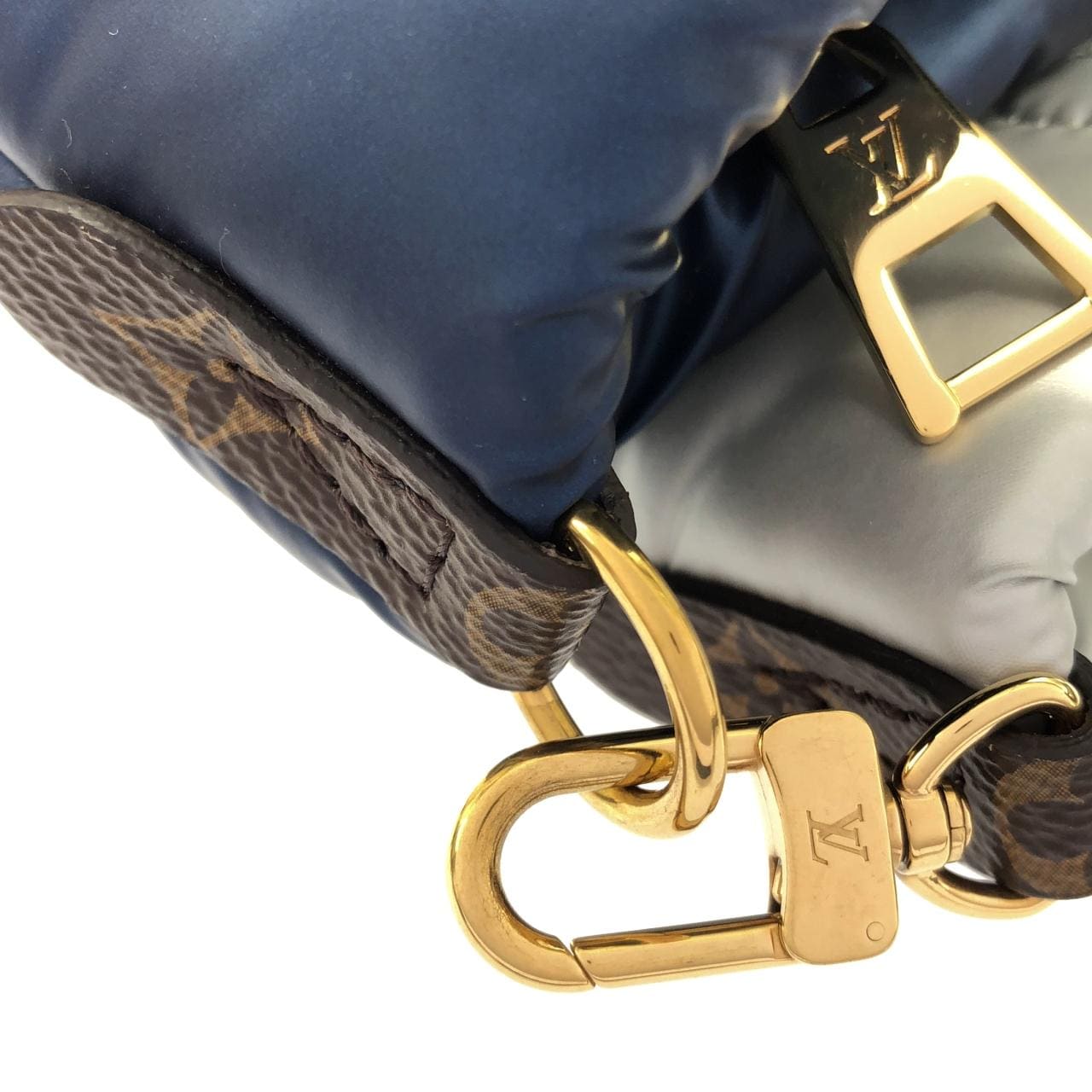 ルイヴィトン モノグラム(LVピロー) マキシ ミュルティ ポシェット アクセソワール M21057 ショルダーバッグ