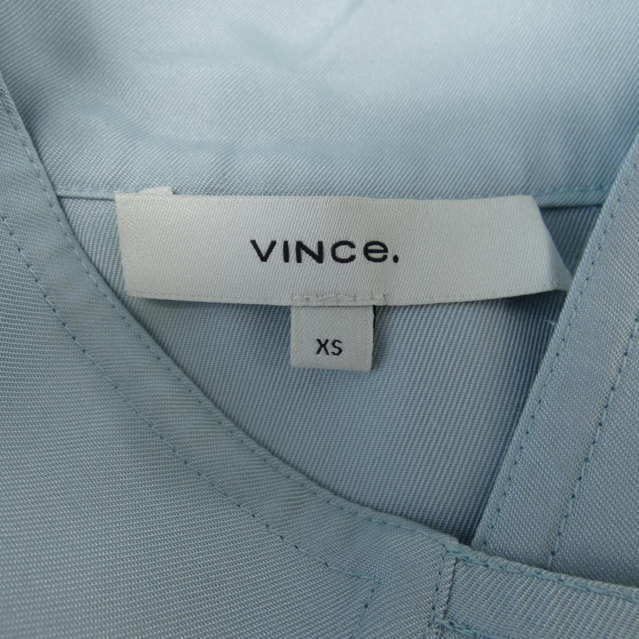 ヴィンス VINCE トップス