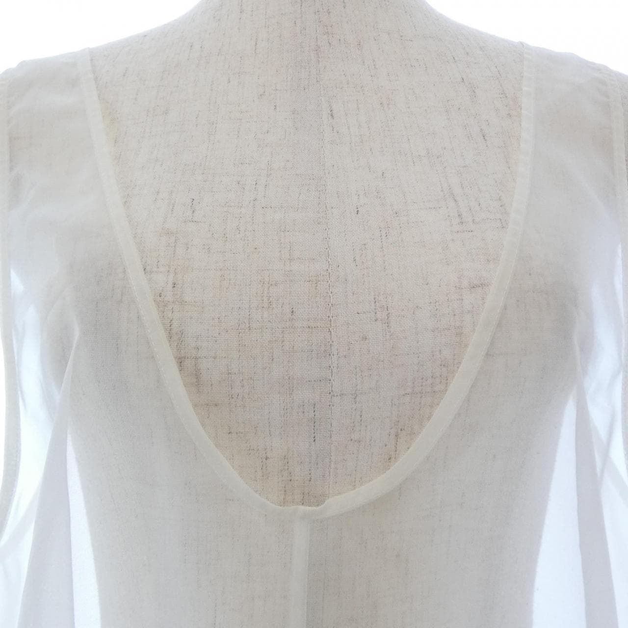 イウエンマトフ AEWEN MATOPH トップス