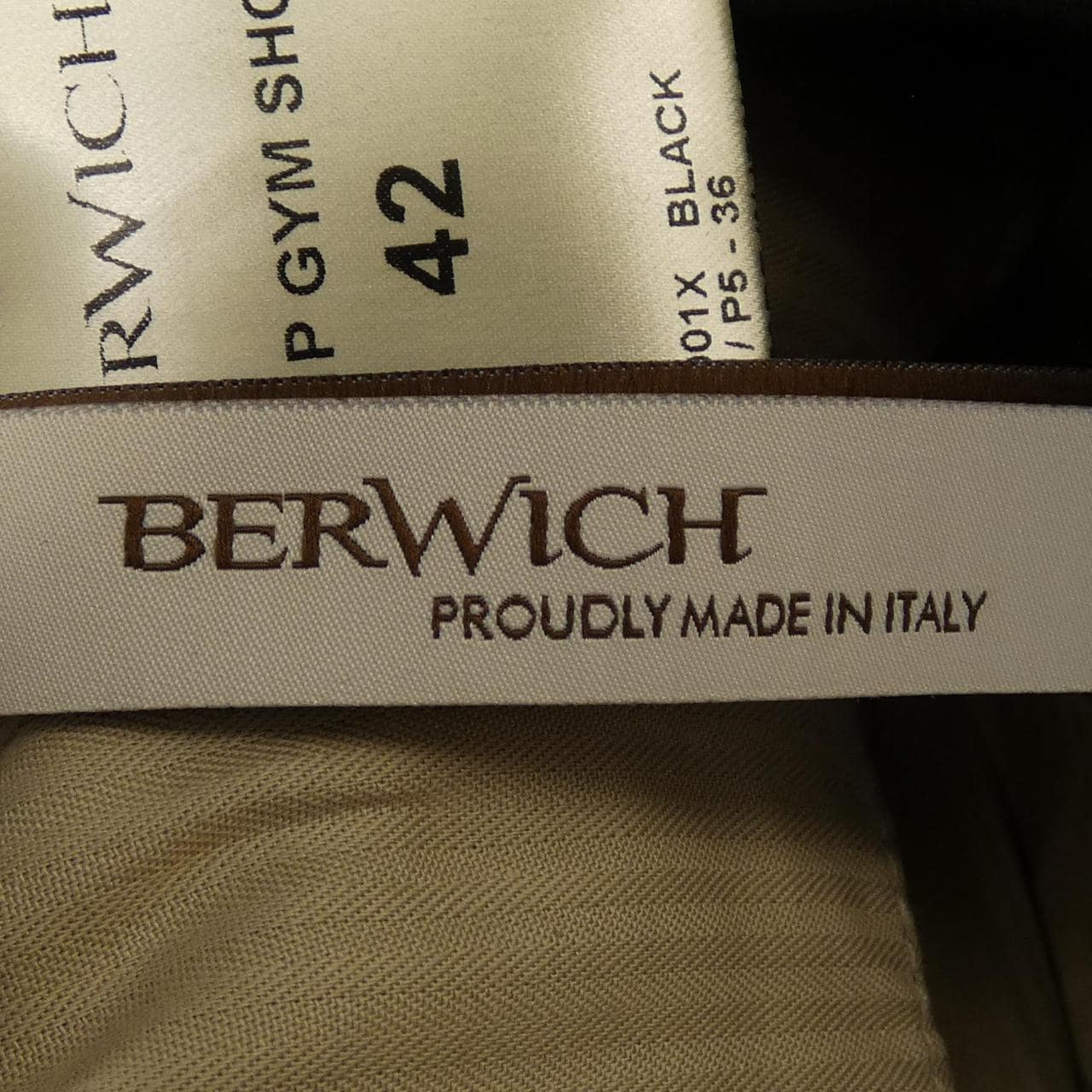 ベルウィッチ BERWICH ショートパンツ