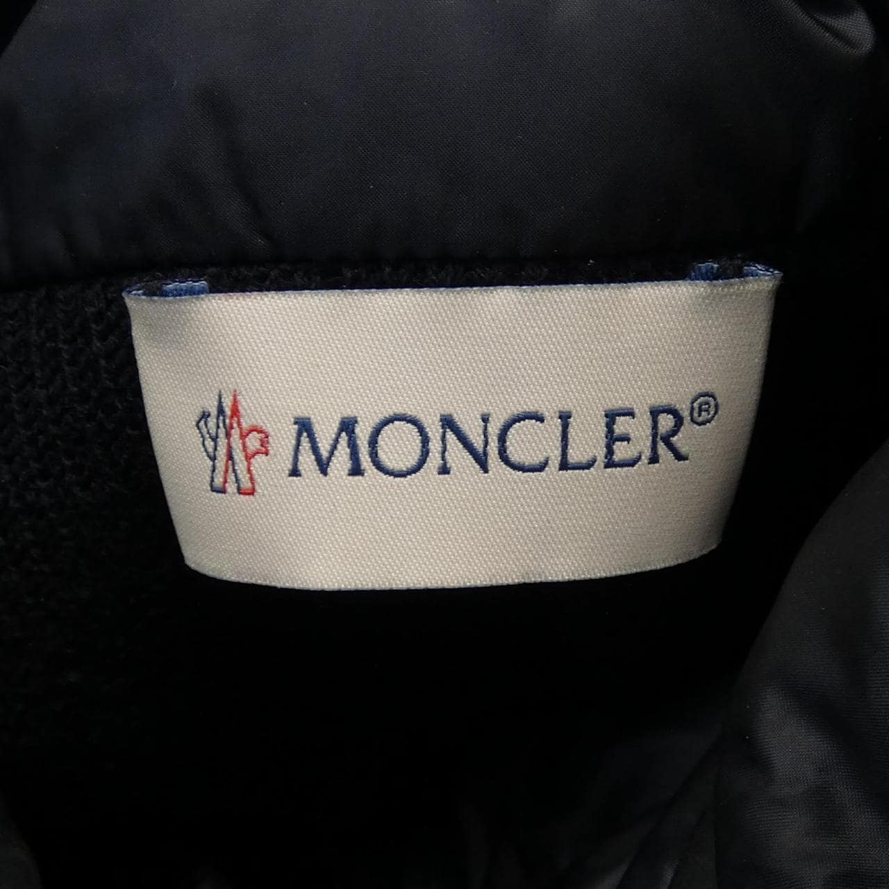 モンクレール MONCLER 20919B00006 ダウンジャケット