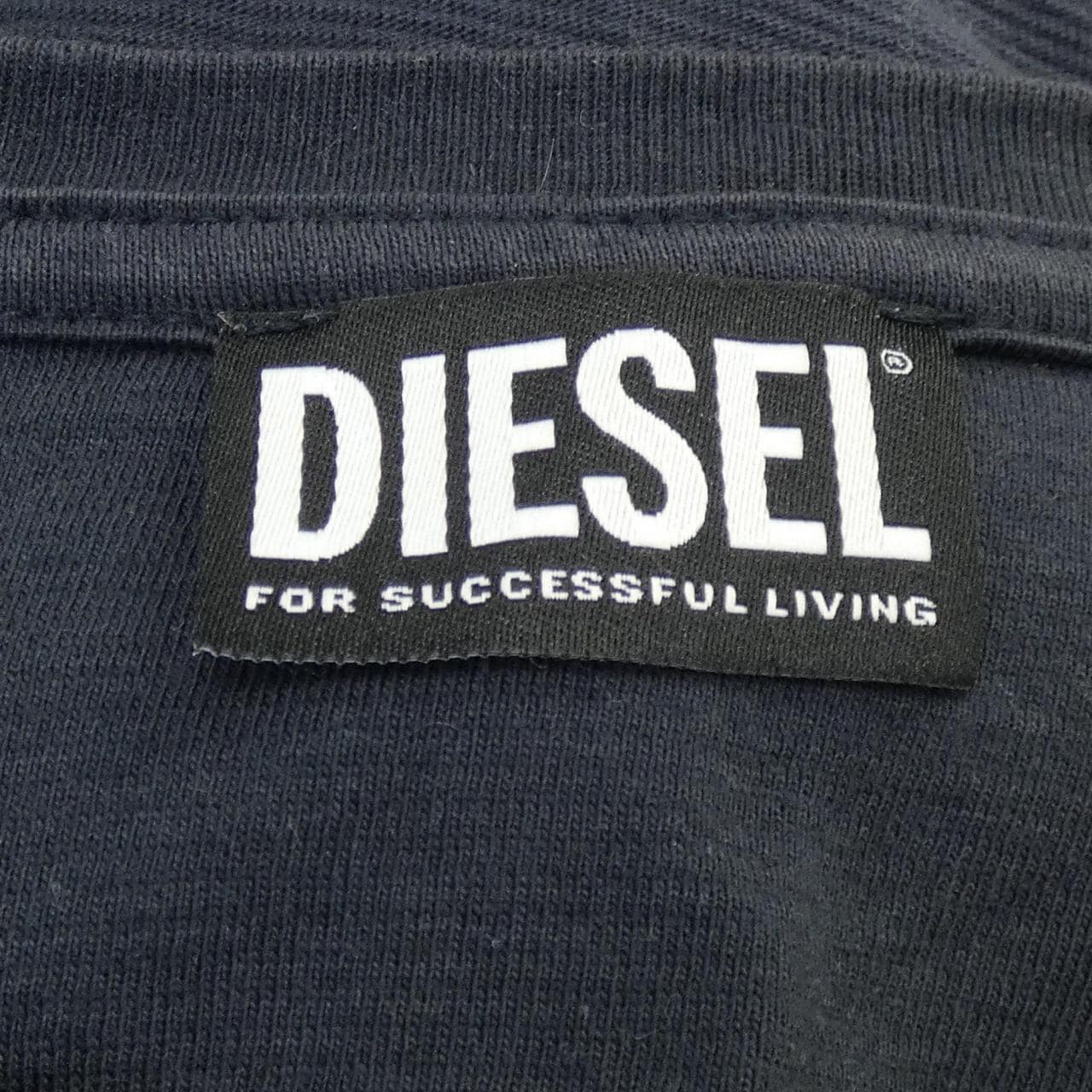 ディーゼル DIESEL Tシャツ