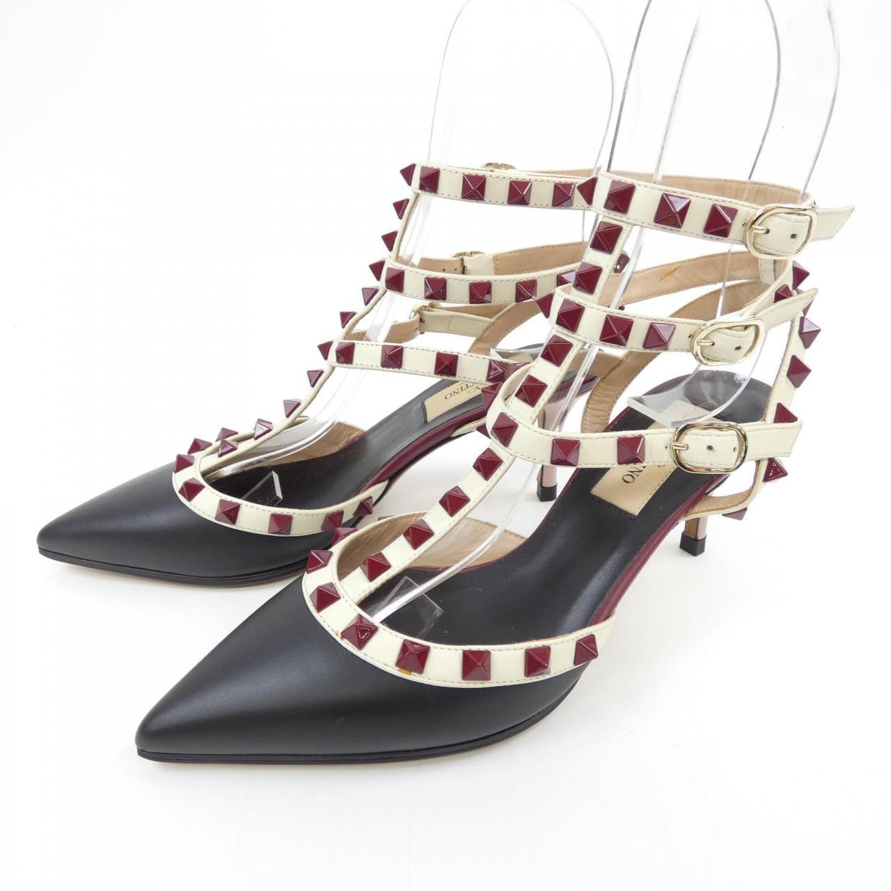 ヴァレンティノガラヴァーニ VALENTINO GARAVANI パンプス