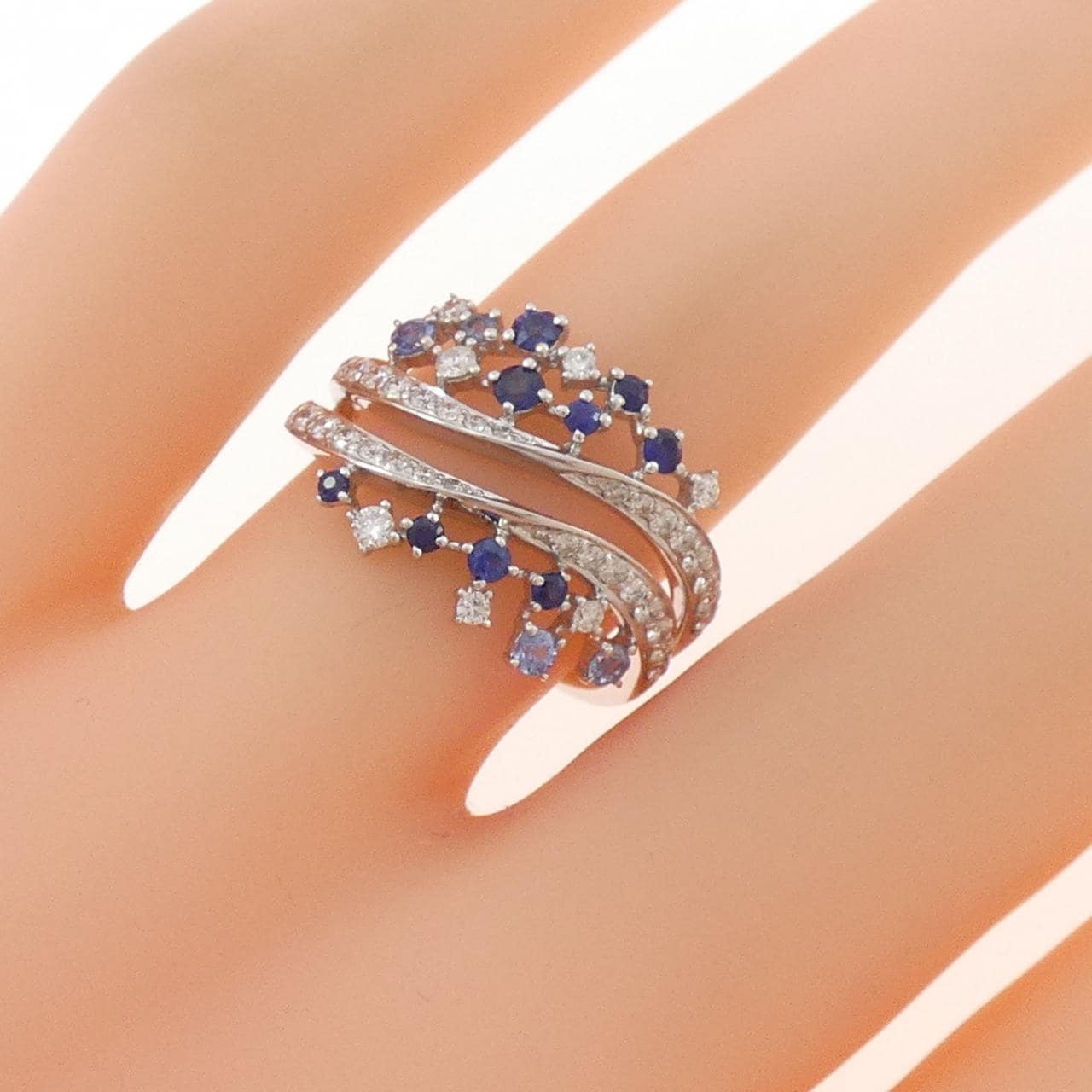 K18WG サファイヤ リング 0.37CT