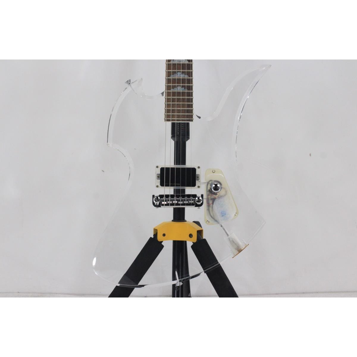 ＦＥＲＮＡＮＤＥＳ　ＭＧ－８５Ｃ