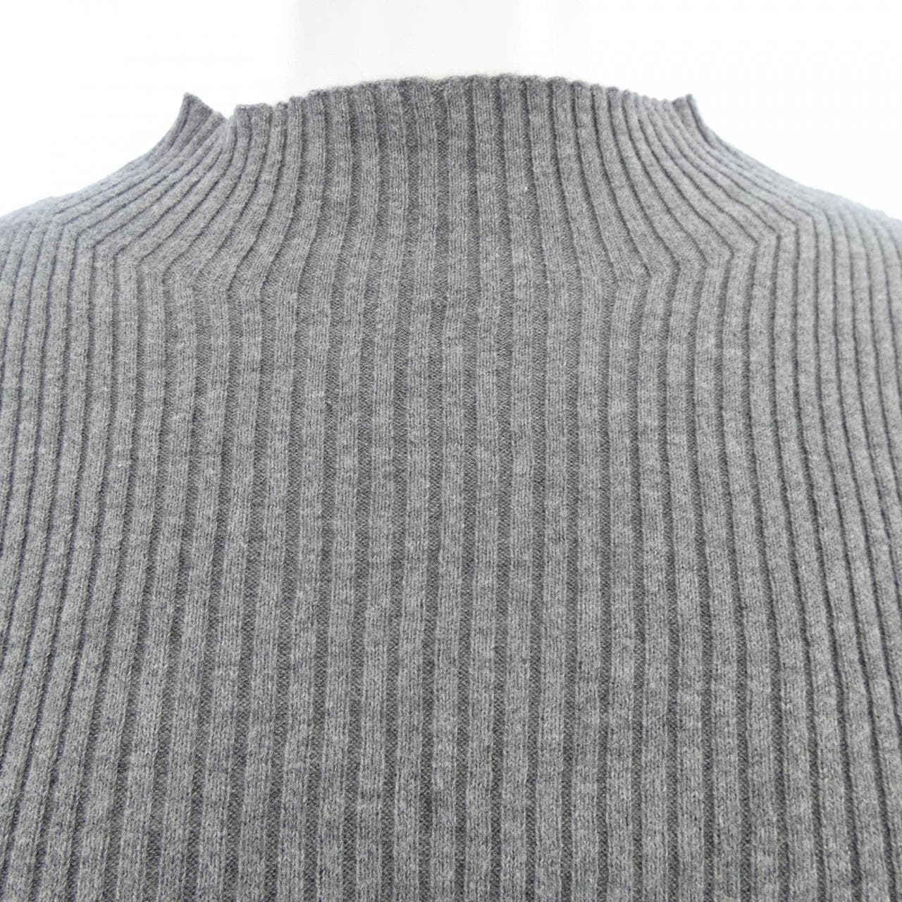 ストロベリーフィールズ STRAWBERRY FIELDS ニット