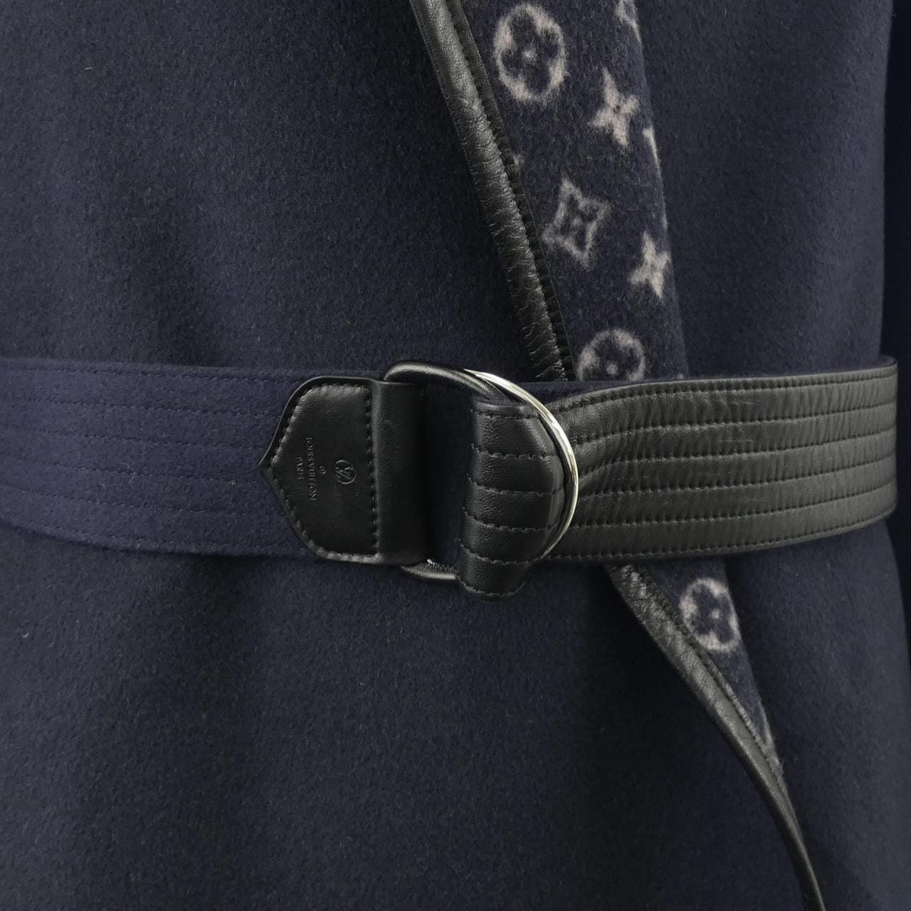 ルイヴィトン LOUIS VUITTON モノグラム インサイドフーデットラップ FFCO22QWE コート