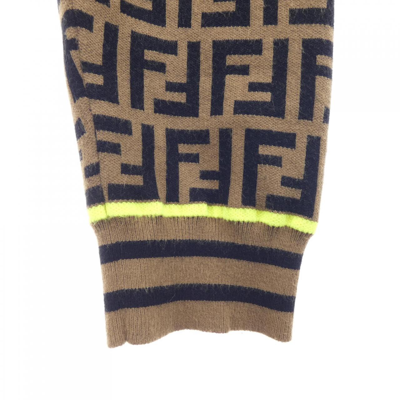 フェンディ FENDI FZR699 A7UB パンツ
