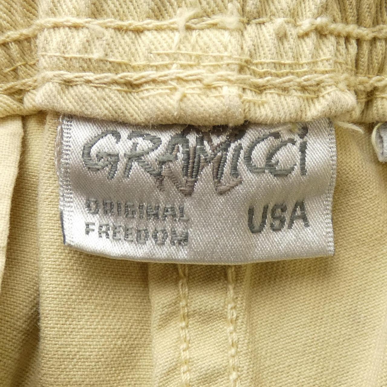 格拉米奇GRAMICCI短裤