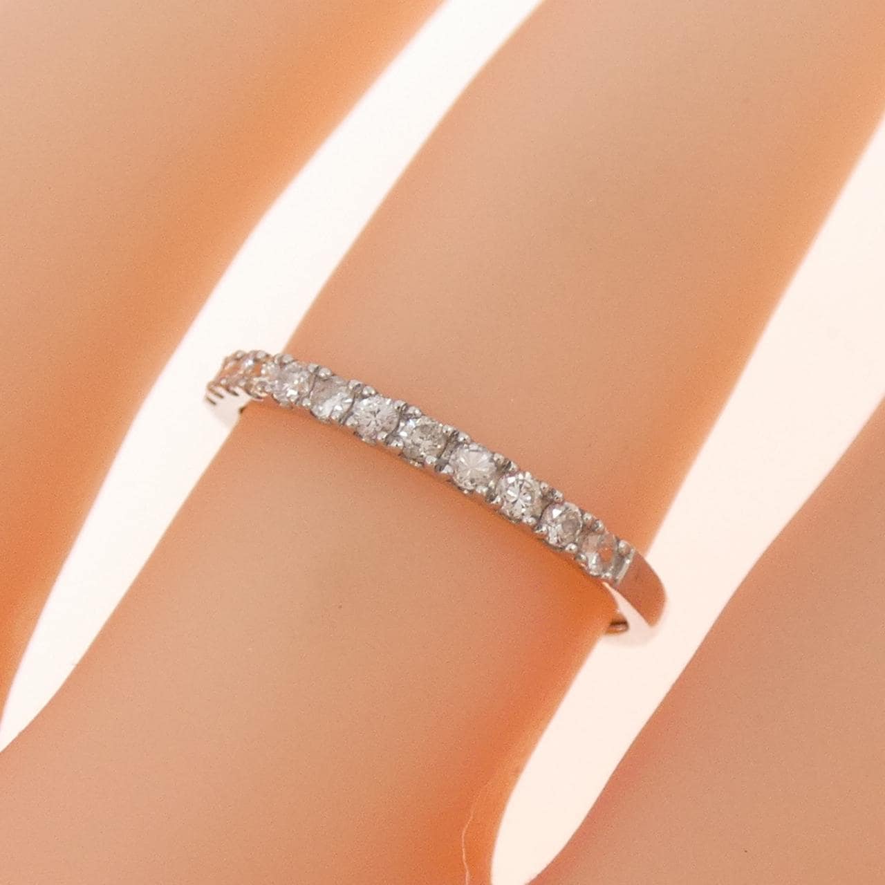 PT950 ハーフエタニティ ダイヤモンド リング 0.15CT