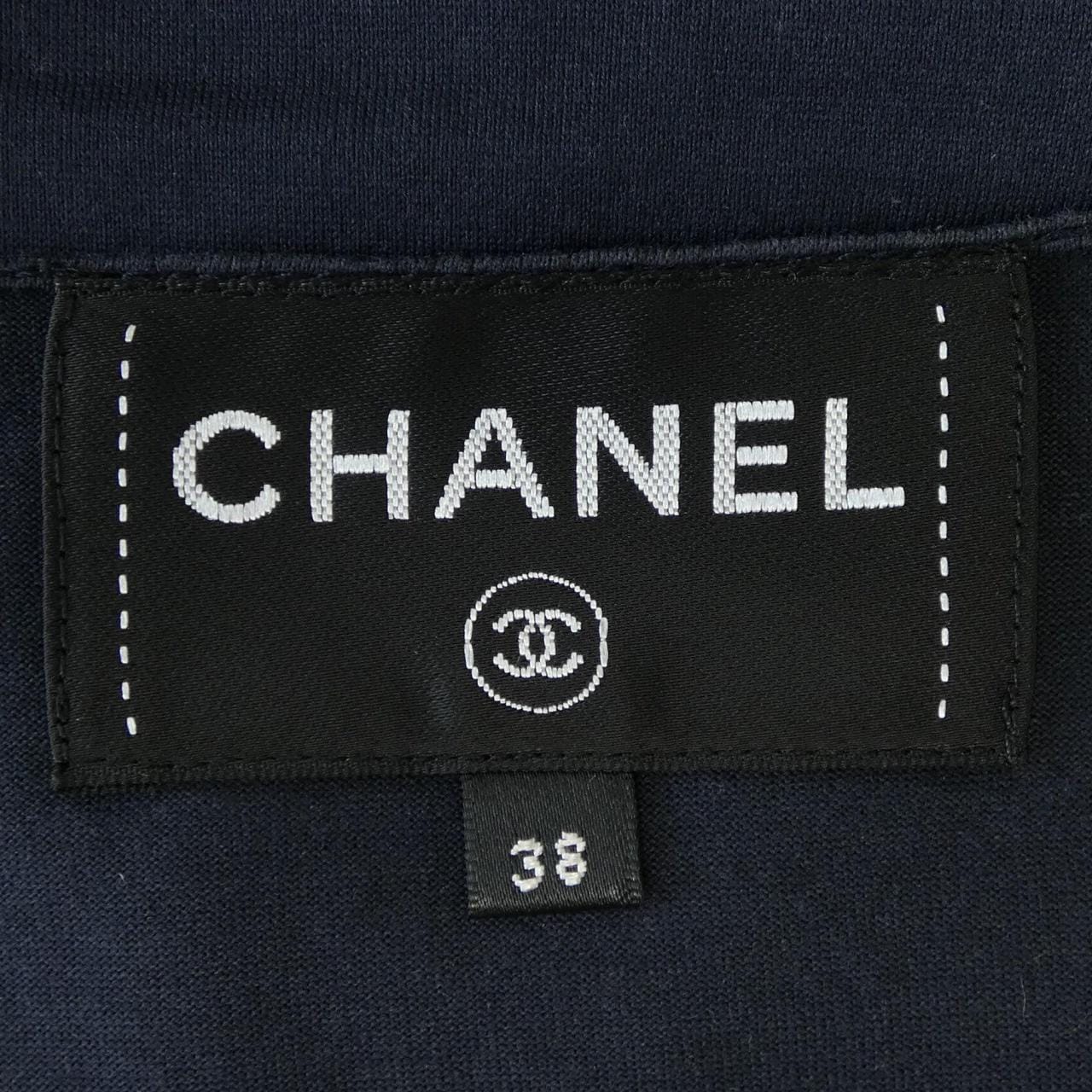 シャネル CHANEL P70021V61467 21C トップス