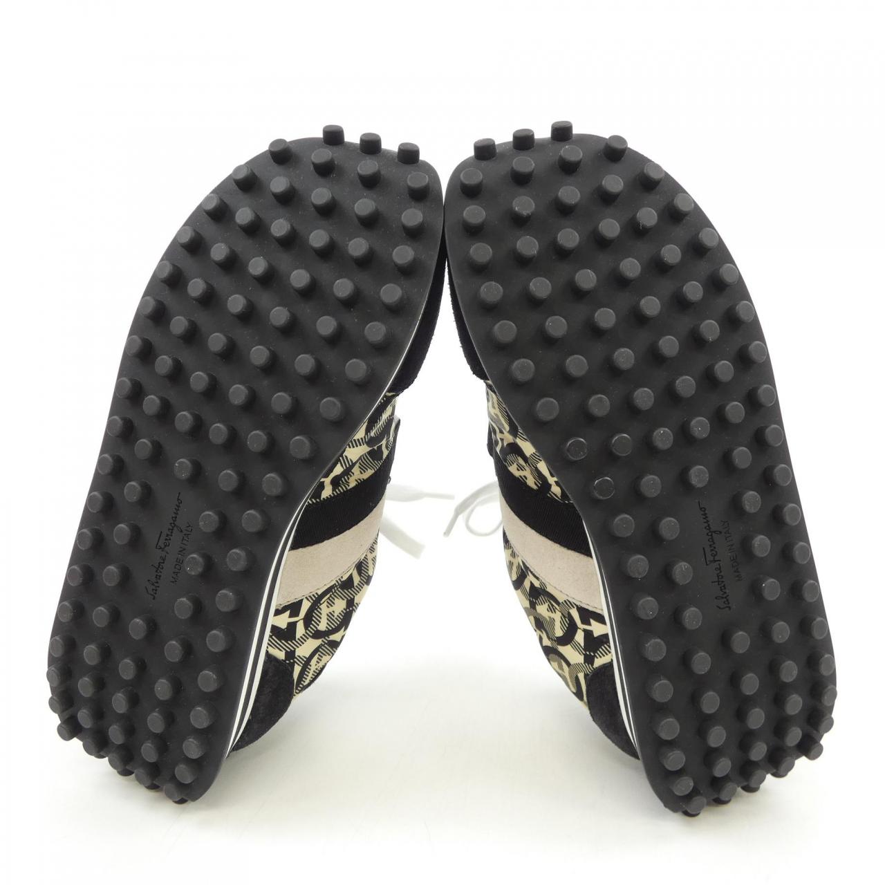 サルヴァトーレフェラガモ SALVATORE FERRAGAMO スニーカー