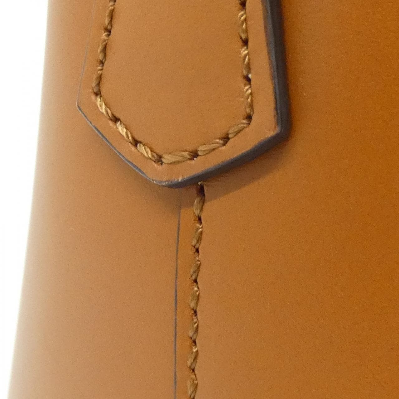 フェンディ バイ ザ ウェイ ミディアム 8BL146 AC9L バッグ