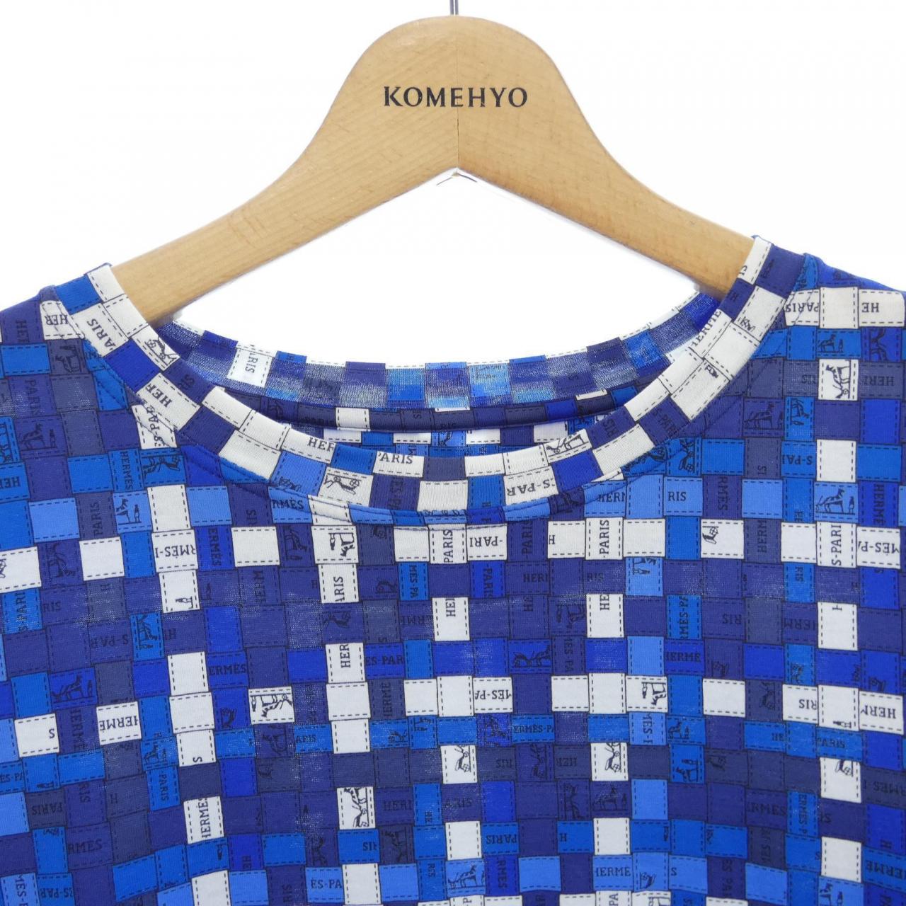 エルメス HERMES Tシャツ