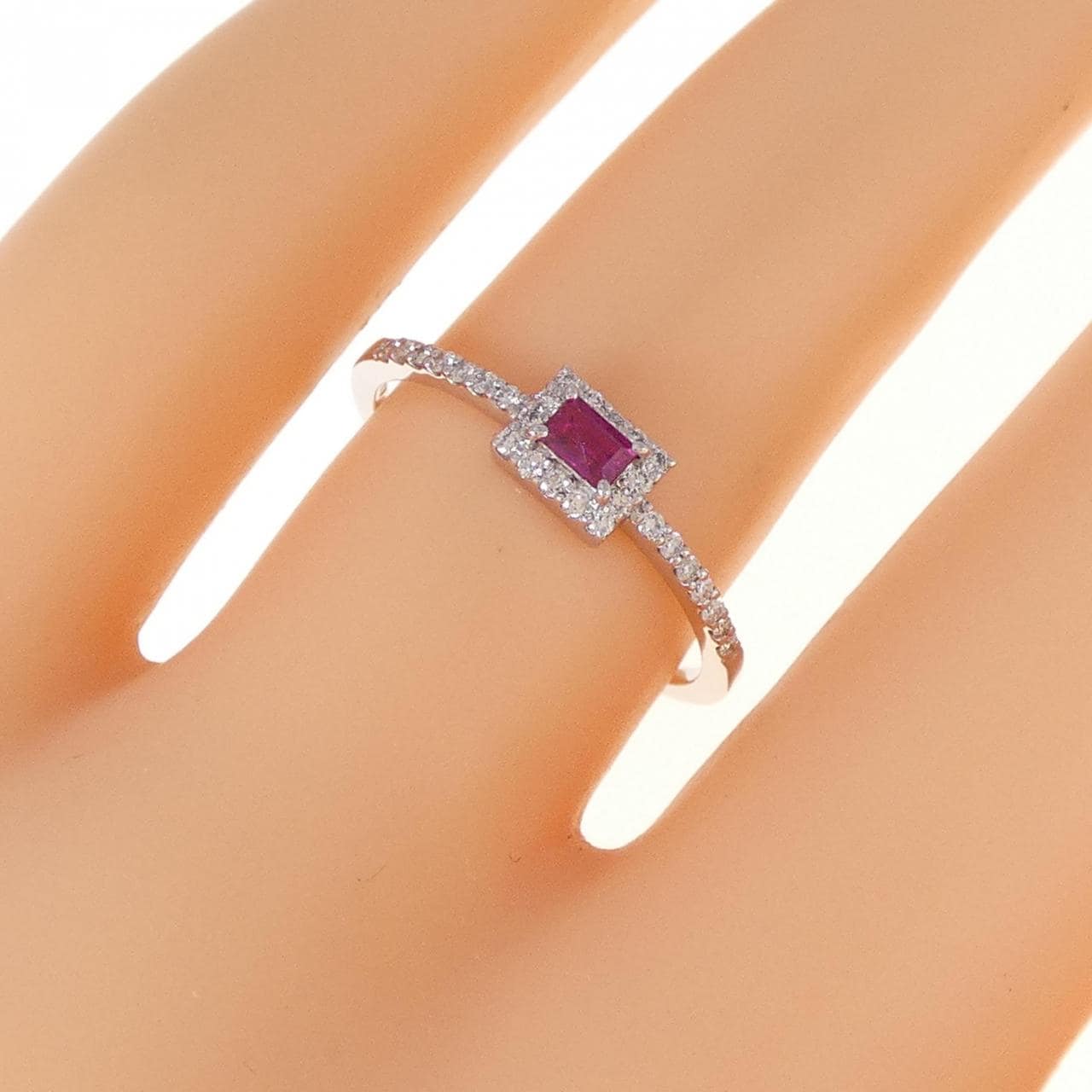 [BRAND NEW] PT Ruby Ring 0.12CT