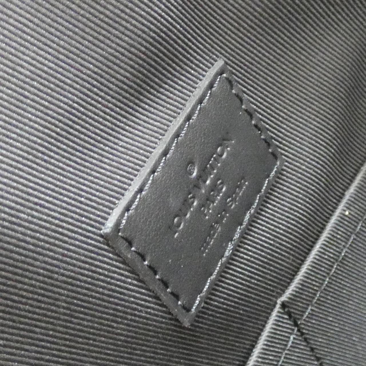 ルイヴィトン LVアエログラム ロックイット M59158 バッグ