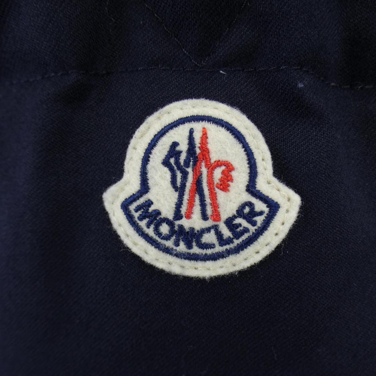 モンクレール MONCLER ダウンジャケット